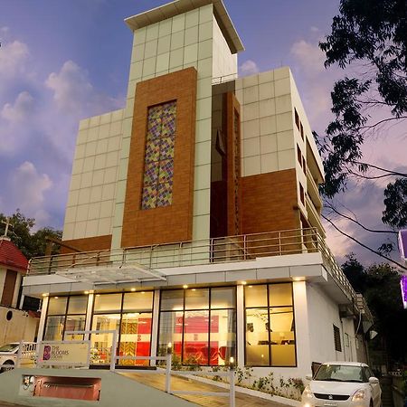 The Blooms Cochin Hotel Kochi Buitenkant foto