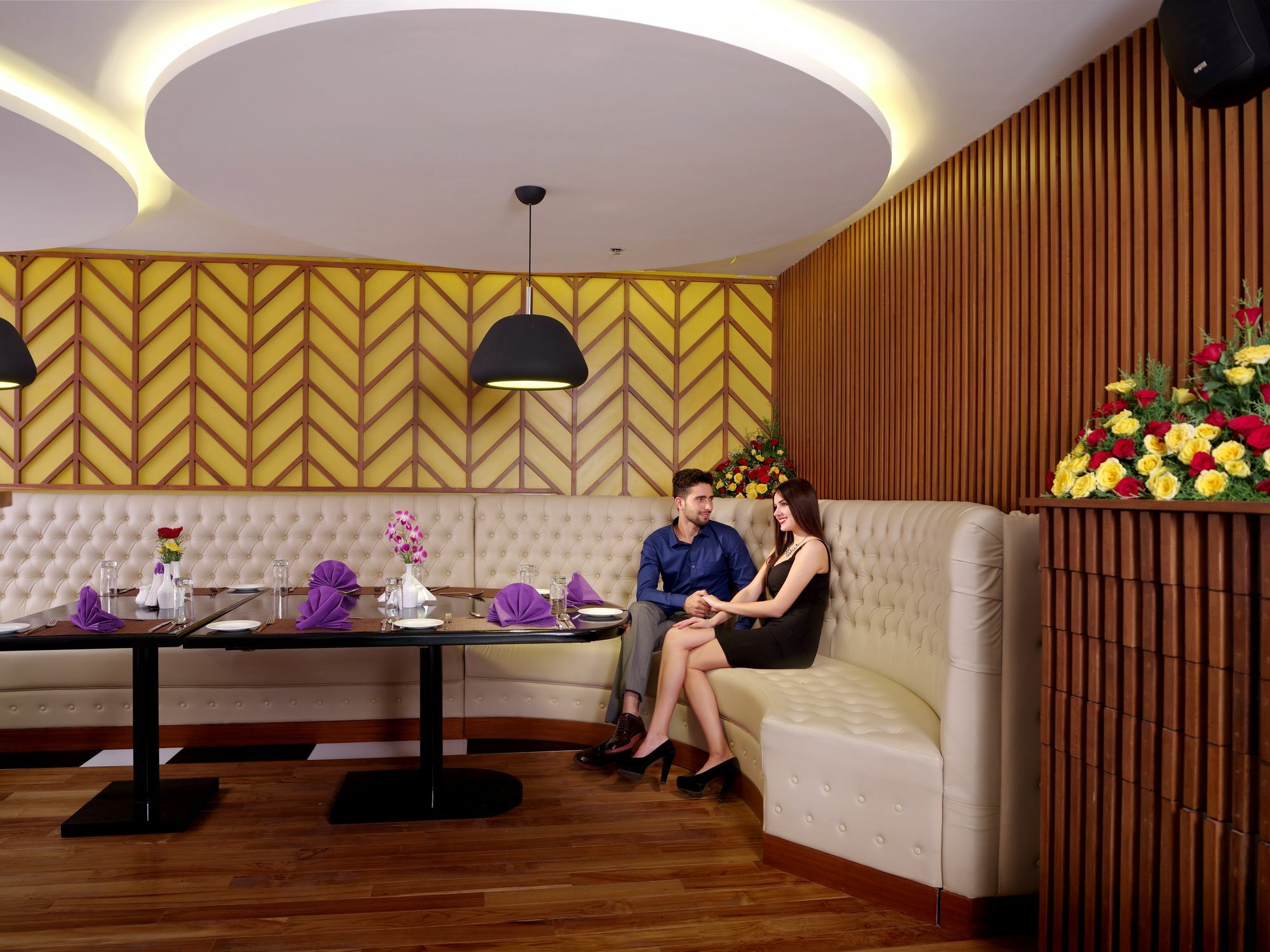 The Blooms Cochin Hotel Kochi Buitenkant foto